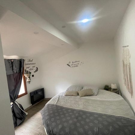 Love'Room Trèbes 外观 照片