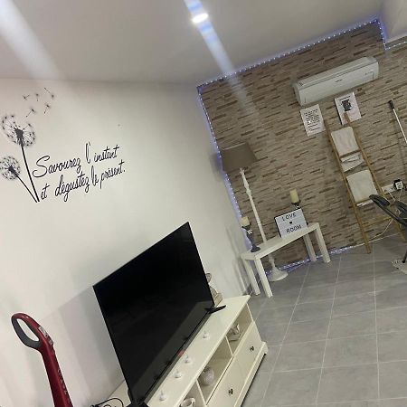 Love'Room Trèbes 外观 照片